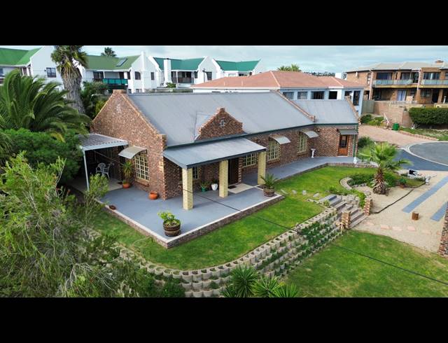 3 BEDROOM HOUSE FOR SALE IN MIDDEDORP